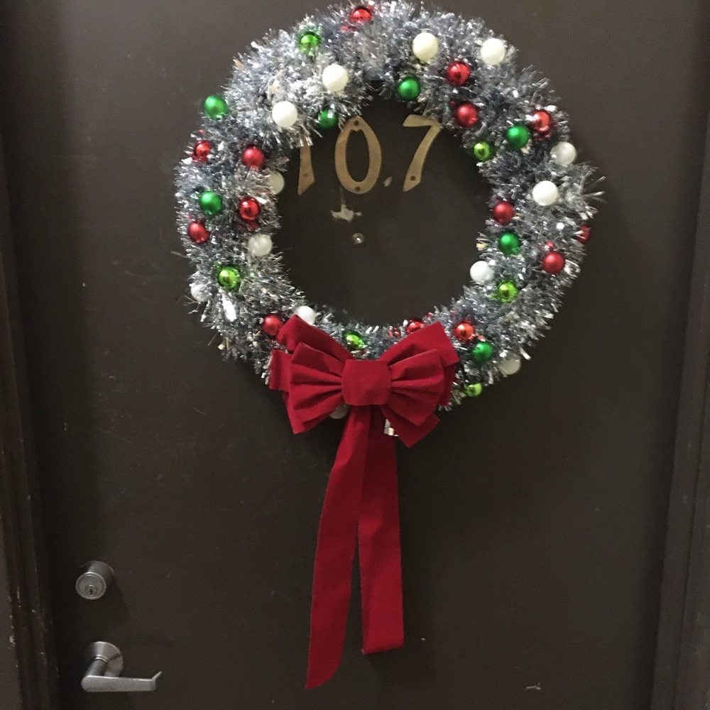 Silver tinsel wreath